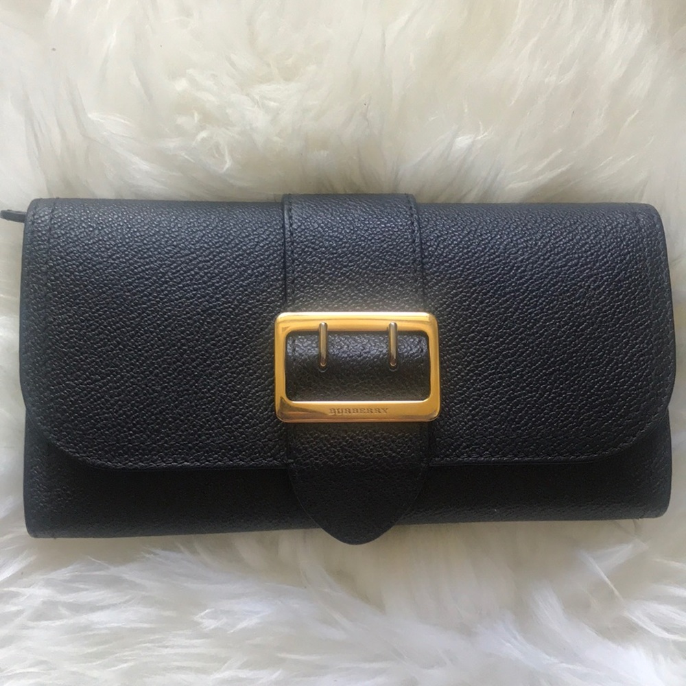 Burberry wallet